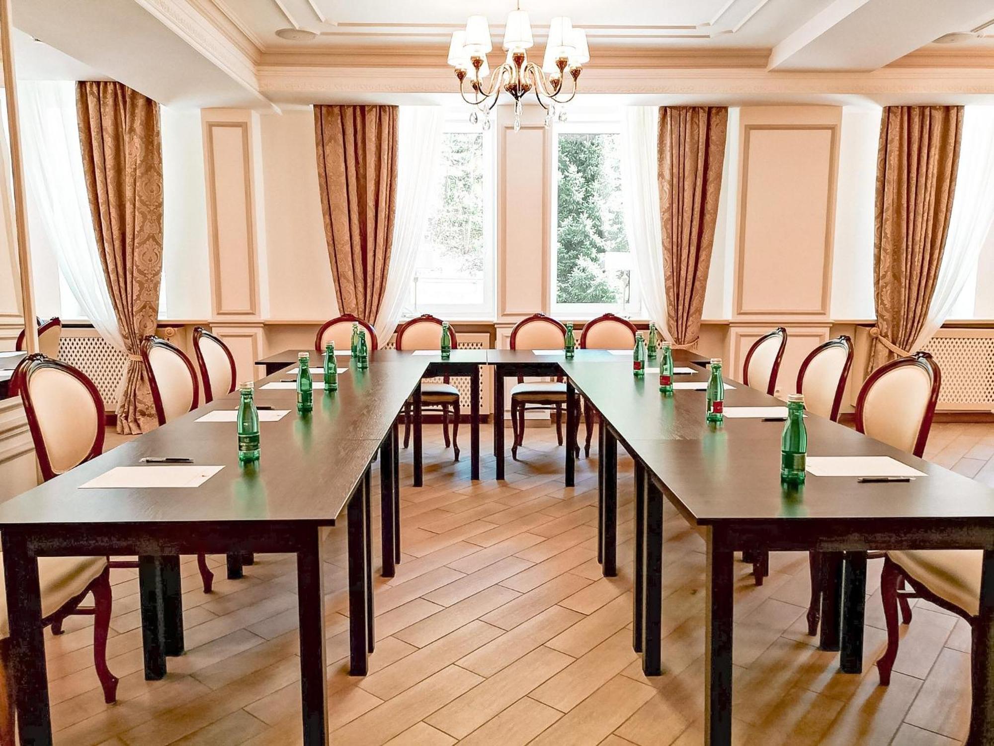 Honour And Grace Hotel Jachymov Exterior photo
