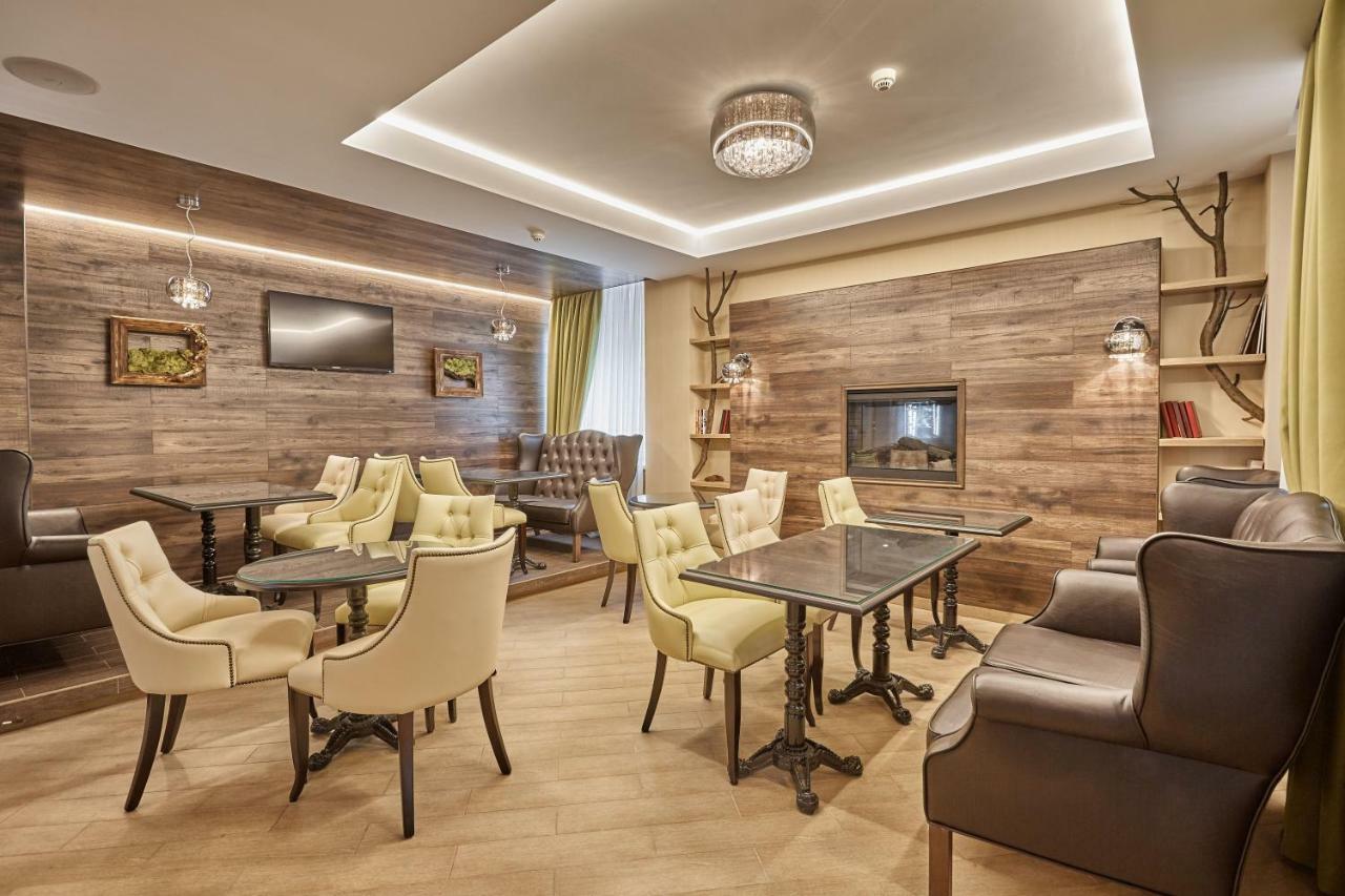 Honour And Grace Hotel Jachymov Exterior photo